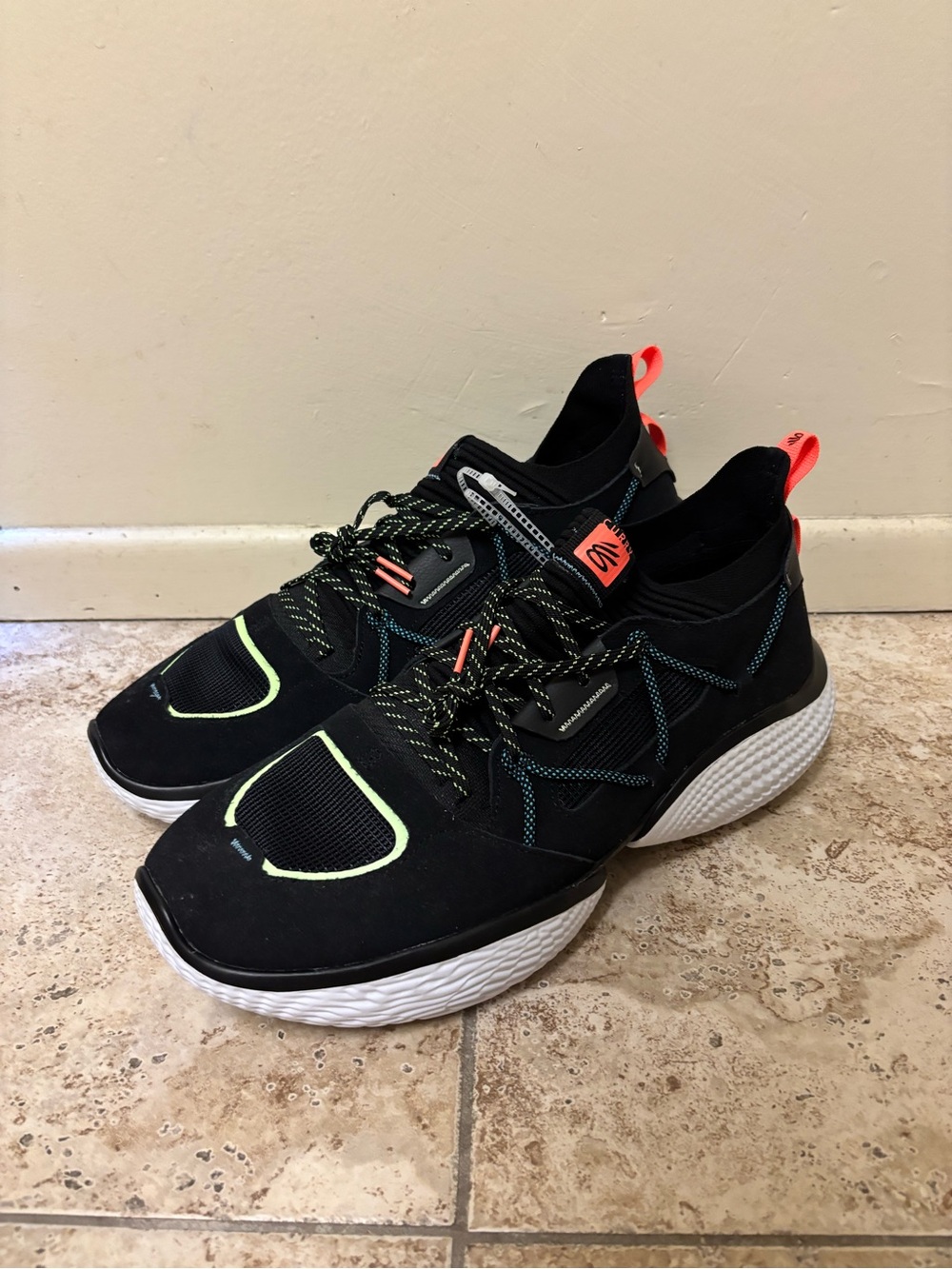 Under Armour Curry Flow Cozy Black Electric Tangerine Men Size 15 3023815-004